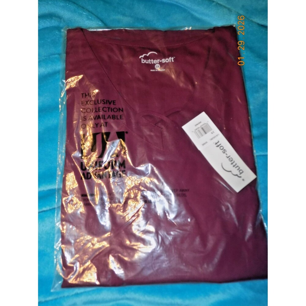 New Butter Soft women's scrub top wine size 2x